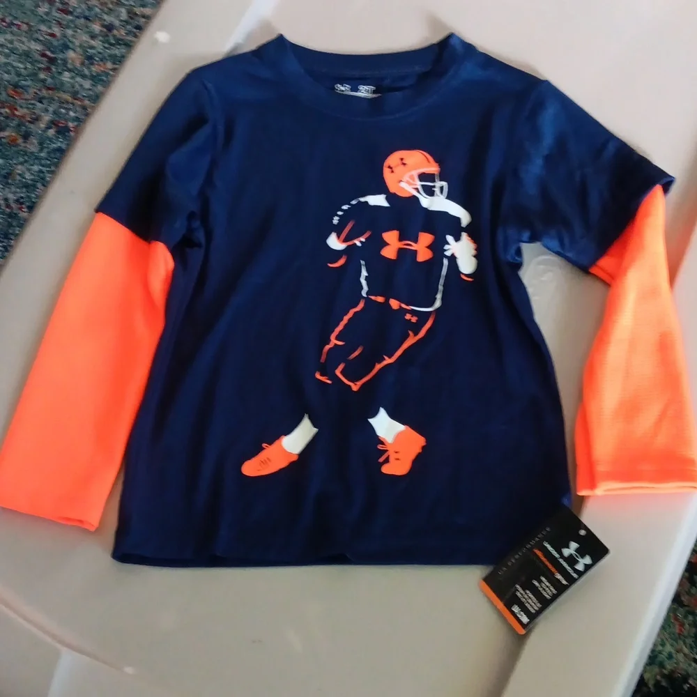 Under Armour long-sleeved football athletic shirt